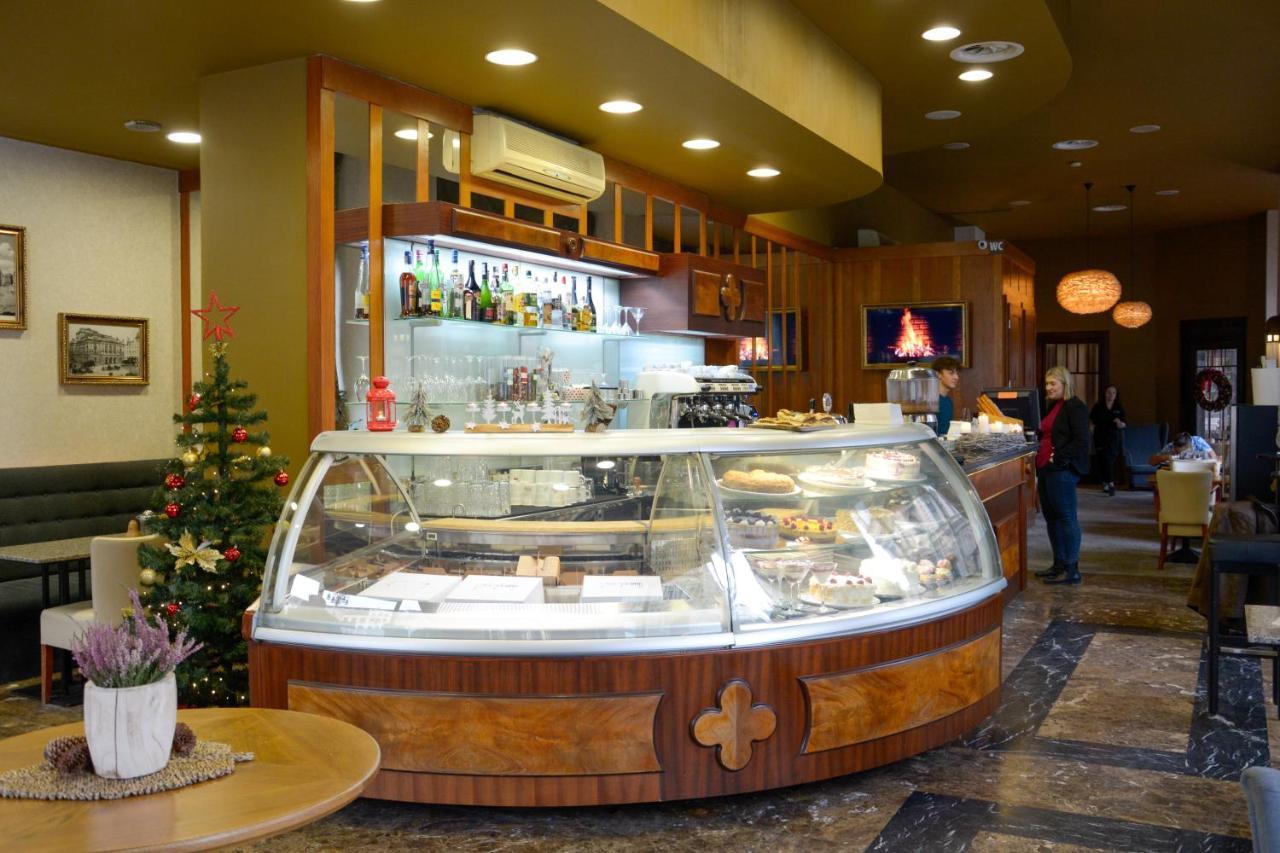 Hotel Praha Liberec Exterior photo
